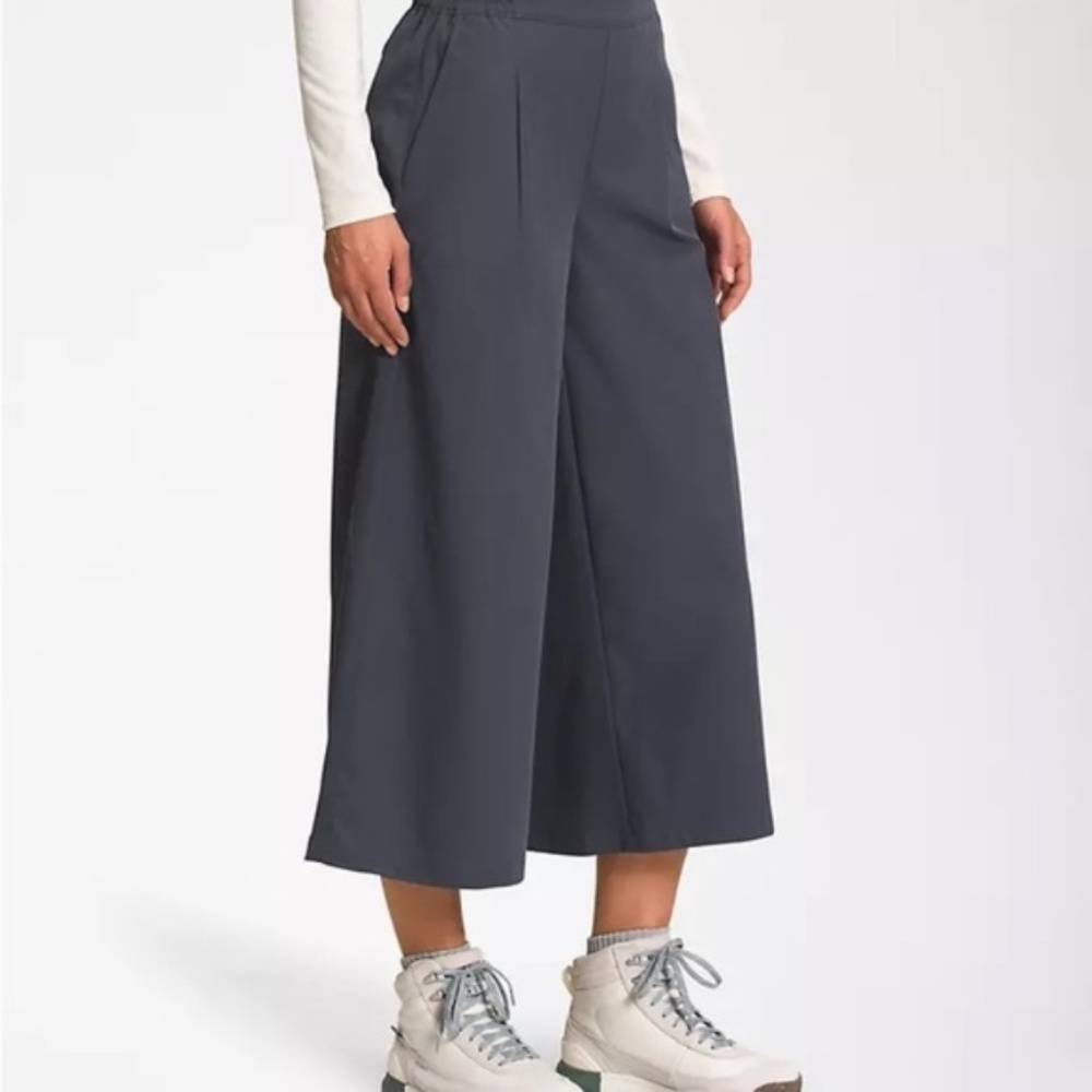 THE NORTH FACE women standard wide leg vanadis grey pant plus size 16 regular